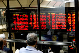 بحران معاملات و 9 همت پولی که خارج شد/فعالان بازار سرمایه راهکارهای جلوگیری از ریزش پیاپی شاخص‏‌ها را بررسی کردند