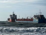 اسکورت نفتکش ونزوئلا توسط زیردریایی روس 