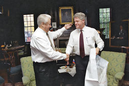 سراب عضویت روسیه در ناتو/چطور آلمان و برخی کشورهای اروپایی با ایده کلینتون برای عضویت روسیه در ناتو مخالفت کردند