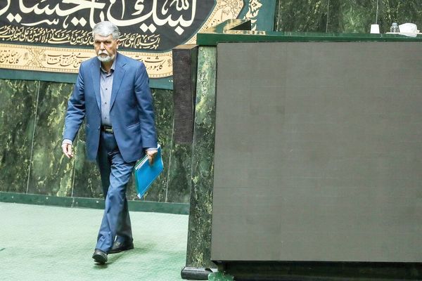 کارت زرد به فرهنگ/در جلسه سوال از وزیر فرهنگ و ارشاد اسلامی در مجلس چه گذشت؟