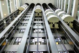 چگونه در پروژه های انبوه سازی، هزینه را کاهش دهیم بدون افت کیفیت؟