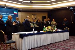 امضای تفاهم‌نامه راهبردی ایران و پاکستان در حوزه حمل‌ونقل، تجارت و مدیریت مرزی
