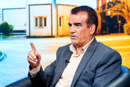 تحلیل عضو شورای مرکزی کارگزاران از اقدامات حسین شریعتمداری: شبیه اقدامات شعبان بی‌مخ است