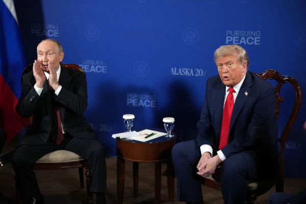 نشست سران در آلاسکا موفق یا ناموفق؟