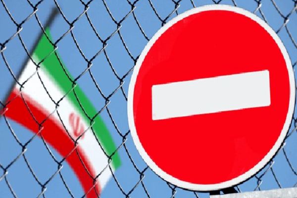 غفلت از تحریم/ علت العلل افزایش قیمت ارز در نامه نمایندگان مجلس به سران قوا مطرح نشده است