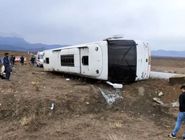 واژگونی دو اتوبوس در محور زاهدان ـ بم
