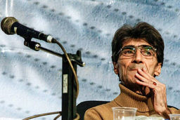 ویترینش درونش بود/برای ناصر تقوایی که دنیا زیاد به او کولی نداد