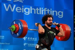 برنز یک ضرب دسته ۱۰۹ کیلوگرم قهرمانی جهان به کرمی رسید