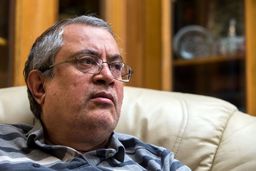 دولت رییسی و تفکر حاکم بر آن چماقی بود به بار شیشه مملکت