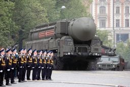  توافق‌ نظامی روسیه با کانادا، فرانسه و پرتغال لغو شد