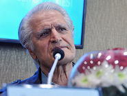 به سمت زیبایی نه قانون/از نظر پژمان اگر آکوردی زیباتر صدا می‏داد مهم نبود قاعده چه می‌‏گوید