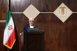 عارف: روش‌های گذشته اداره دانشگاه‌ها دیگر کارآمد نیست
