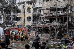 هیچ کس شاهد واقعی نیست، اما همه مسئولیم 