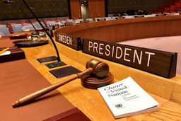 تناقض‌‏های مکانیسم ماشه/بررسی فشارهای هم‌زمان داخلی و خارجی به دستگاه دیپلماسی