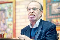 تحلیل کامبیز نوروزی از ماجرای اینترنت سفید: قدم اول را اگر کج بگذارید، قدم دوم را هم لاجرم کج می روید