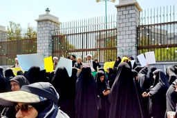 طبل غازی و جنگ گلادیاتوری / چرایی مخالفت تندروها با مذاکره