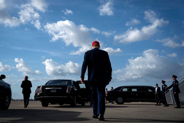 در آستانه سفر ترامپ به منطقه/ مذاکرات ایران و آمریکا از سر گرفته شد