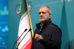 عبور از پزشکیان؟/ درباره کلیشه‌ای قدیمی که نزدیکان رئیس‌جمهور و طیفی از مخالفان سراغ آن رفته‌اند