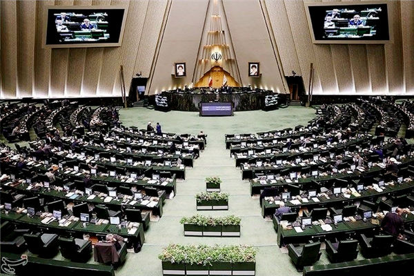 تفکیک قوا و سیاست‌گذاری خارجی