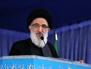 امام جمعه کرج: دشمن منتظر ایجاد بستر برای شیطنت است