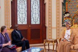 گفت‌وگوی وزیر خارجه انگلیس با سلطان عمان درباره مذاکرات ایران و آمریکا