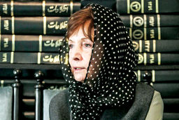 سفر در ذهن و متن/کتاب‏‌شناسی حورا یاوری که سعی در کشف رازهای ادبیات در آینه روانکاوی دارد