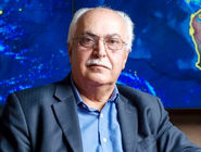 مدال ویلیام بویی در دست سروشیان