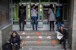 تله تحریم/درباره آنچه بر اقتصاد ایران در دهه۱۳۹۰ گذشت