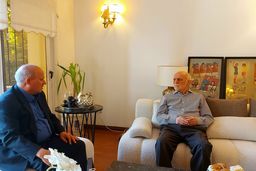 دیدار صمیمانه مهدی تاج با محمود خوردبین پس از عمل قلب