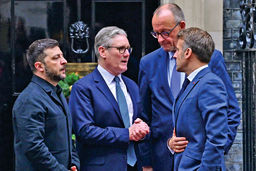 جنگ بی‌اعتمادی/رئیس‌جمهور آمریکا و رهبران اروپا یکدیگر را مقصر عدم ایجاد صلح در اوکراین می‌دانند