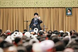 در دیدار با مردم قم به مناسبت قیام ۱۹ دی مطرح شد/ رهبری: وحدت خود را حفظ کنید