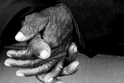 قدرت بازو یا قدرت اندیشه؟ درباره تصویر کارگر در آثار تصویری