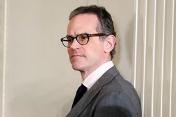 مایکل آنتون مذاکره‌‏کننده جدید آمریکا کیست و چه می‌‏خواهد؟/ایران‏‌ستیز انـزواطلب مــطــیـع