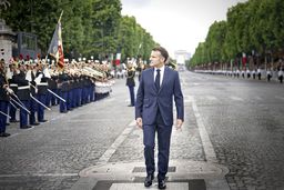 آزادی و دموکراسی هیچ‌گاه چنین در معرض تهدید نبود