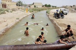 مردن به جای تفریح/محرومیت از امکانات رفاهی موجب افزایش غرق‏‌شدگی در کانال‏‌های کشاورزی و رودخانه‏‌های خوزستان شده است