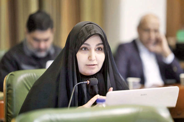 زاکانی می‌ماند یا می‌رود؟بحث استعفای شهردار تهران در جلسه دیروز شورای شهر مطرح شد