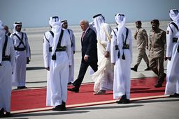 ترامپ با امیر قطر دیدار کرد/امضای قراردادهای 1200 میلیارد دلاری