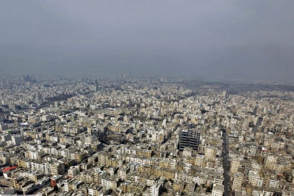 تهران در محاصره 55 بحران/پژوهش‌ها نشان می‌دهد آمارهای رسمی میزان بافت فرسوده در تهران کمتر از ارقام واقعی است