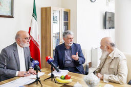 حزب همبستگی طی بیانیه‌ای اعلام کرد: هیئت منصفه مطبوعات نماینده واقعی گروه‌های اجتماعی نیست